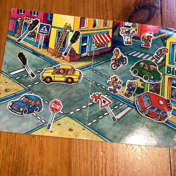 VILLA KUNTERBUNT Haft-Spiel Colorforms Magnetic Board City Traffic German - Picture 3 of 5